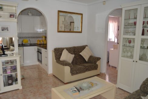 o_1efd55c3eoliq2mb761gk5o5b2q