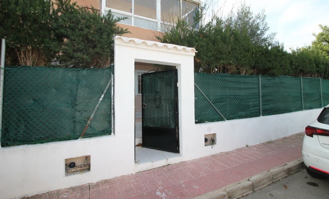 o_1eff589bh10lpm3b1b3s1k2s1ss26