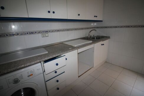 o_1eff589bh15o518np1kcmpmids42d