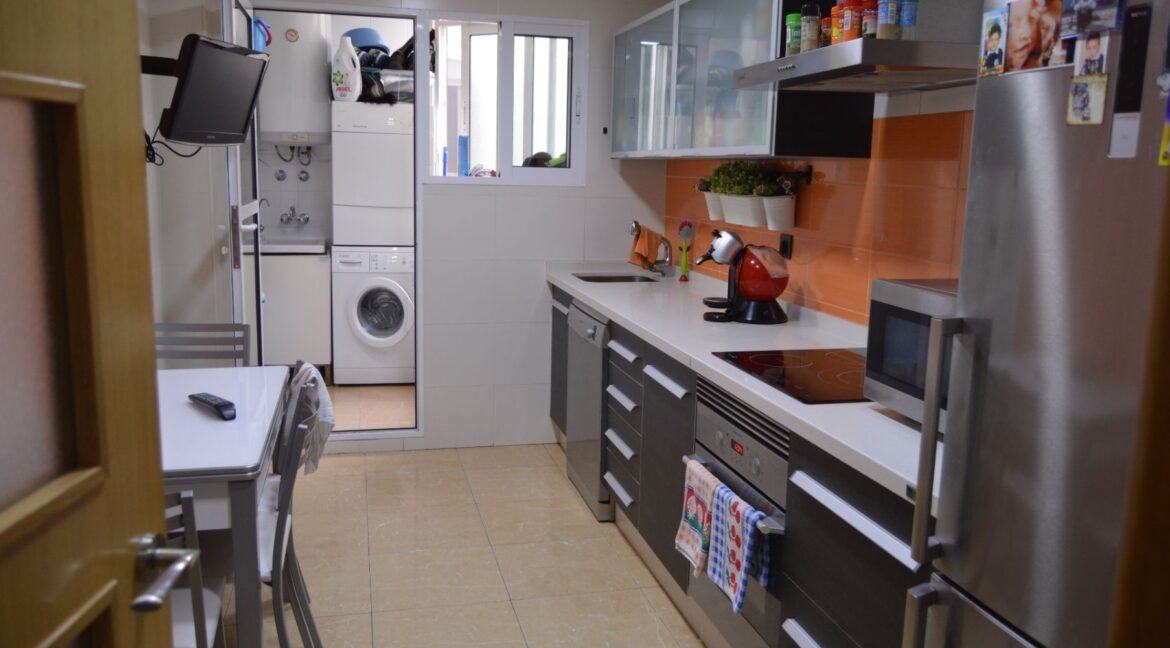 o_1efi6g6aq9jp1edv1bkrek51geo2d