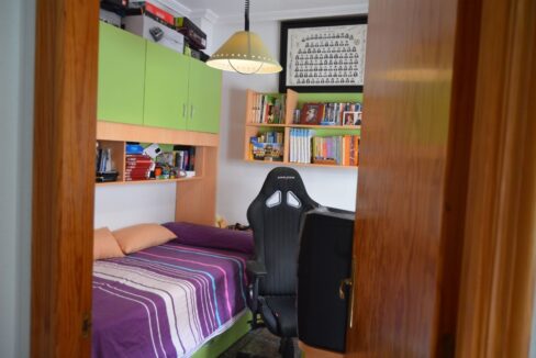 o_1efkk2vfv15061a452jv14td1blm2b