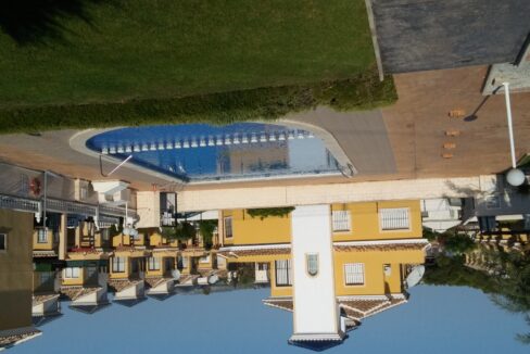 o_1efmf3ma7ghloih1n9f98b17ma2f