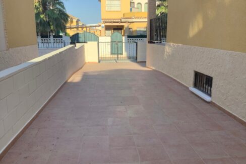 o_1efmf3ma816eq1nh9a241q7qt5g31