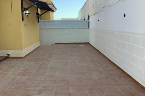 o_1efmf3ma8q26ecmcn3m8ltgg32