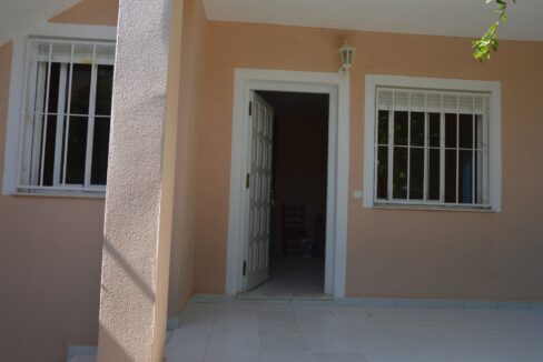 o_1efmn36m41tqmemc1vdcedi1dtj27