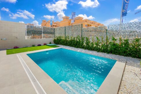 o_1eg7mkqtc197kkpaj45a1m1v9b2c