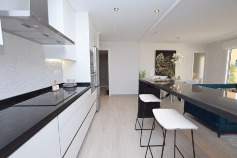 o_1egg4102v1r53ch01f8414d5uak28