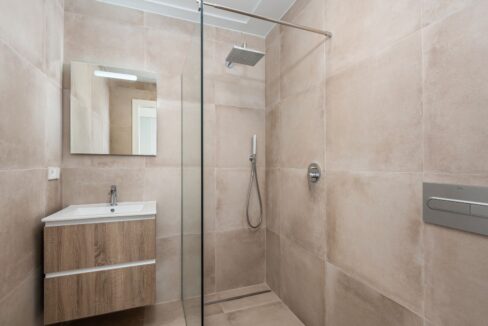 o_1eggjpan81ei2g5mf3t3pf1g092q