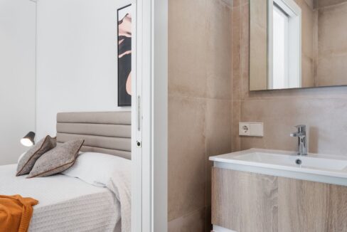 o_1eggjpan8m275t1t841kq7ddl31