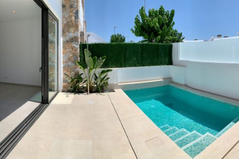 o_1egglvtb6fsdrkv1psp7qq1pcc26