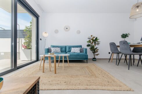 o_1egkt56ab1i6u14kkvipt6m1e5932