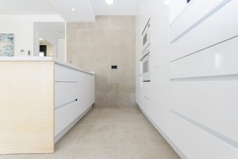 o_1egkt56abu9rvh1oom11ha1u503b