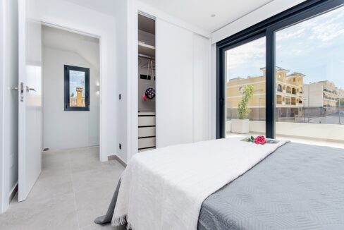 o_1egktmnedcfk1816khl1814vji7