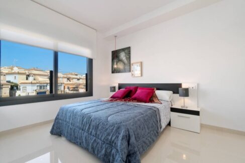 o_1egt3hvd32o51k3v1j565ah1cpg25