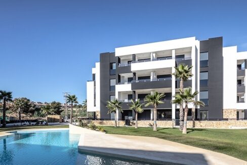 o_1egvstjfftm9131q1vp320fa0128