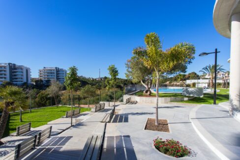 o_1eh27869acomobt1rgk5ss1roh3c