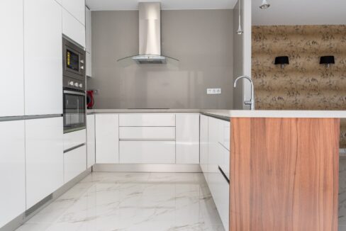 o_1eh79osjk1h3577117f8todia04h