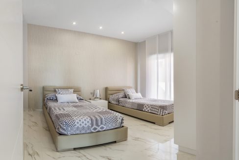 o_1eh79osjl779gta1pj14t7d5l51