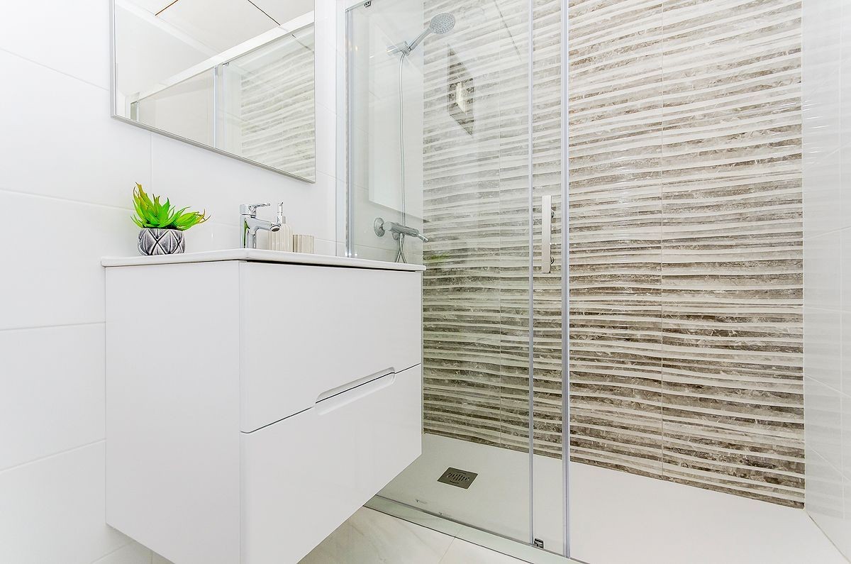 o_1eh7cgahn2eg1tj5bpitba7382p