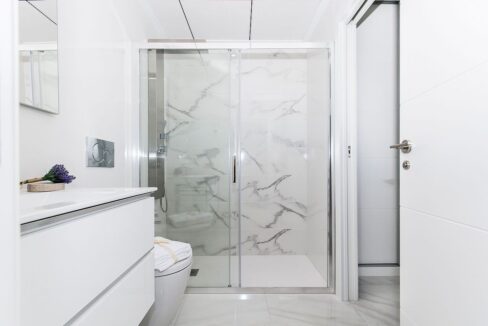 o_1eh7cgahpfp41jpt0l1b3r3m031