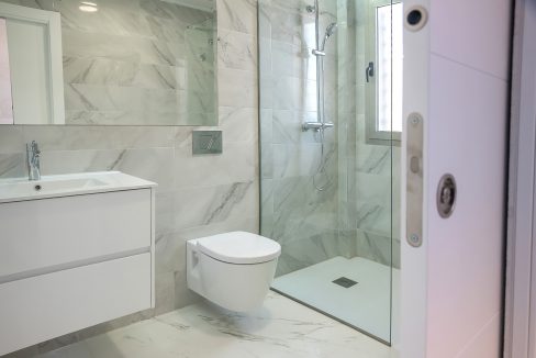 o_1eh9r7ecq1up4eqt4vv19a118hb22