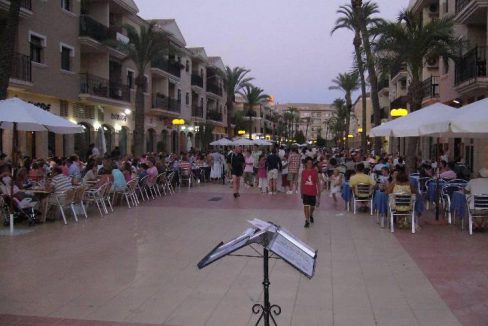 o_1ehcda8e21s181k11m5s1odf17f71i