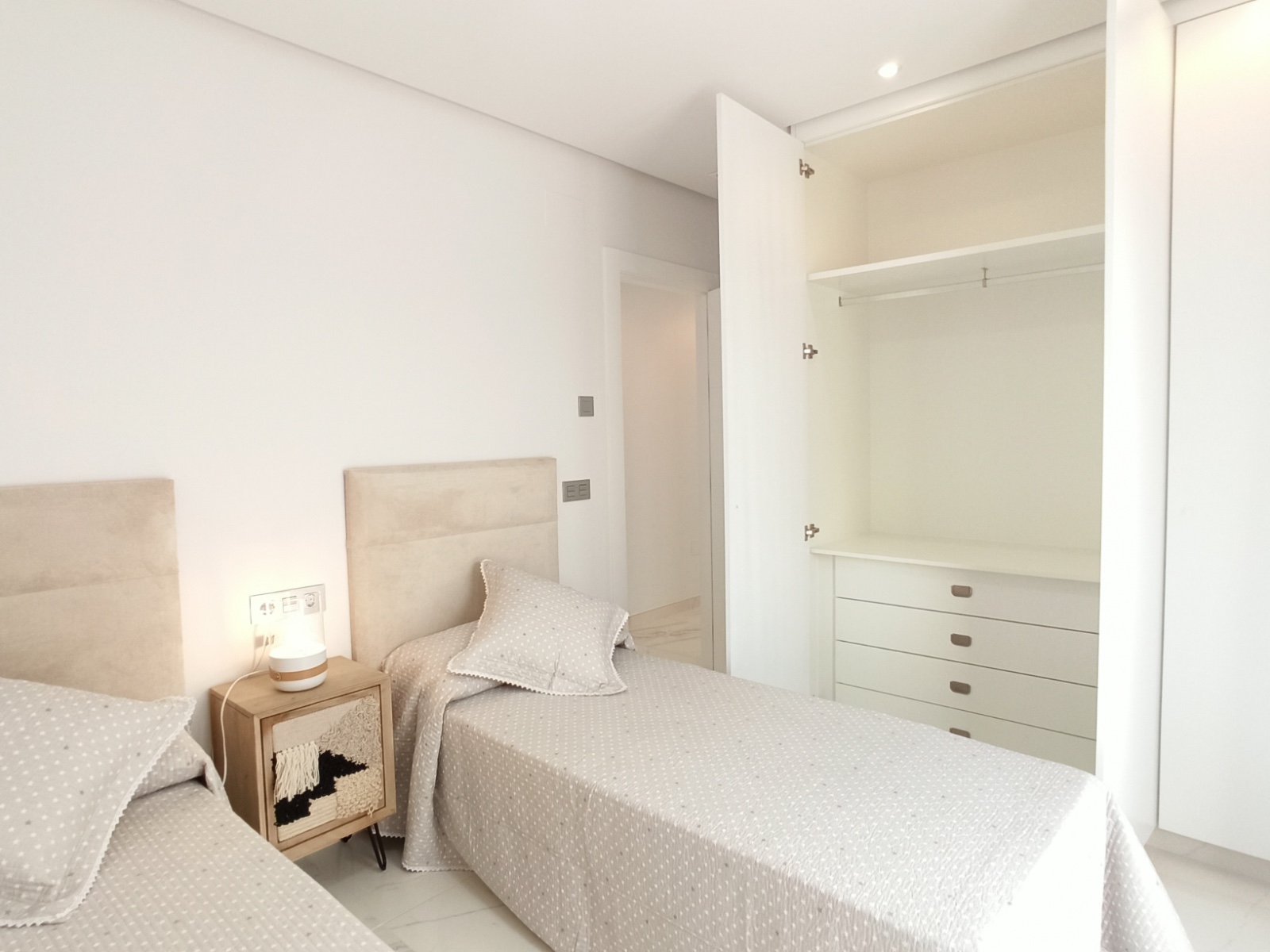 o_1ehcmacvg15hv1eh51lfm17ne1s5g25