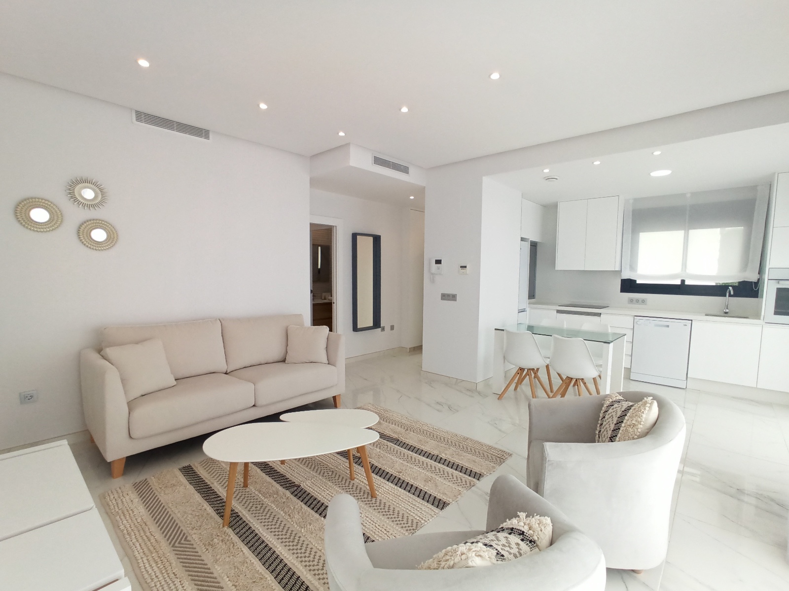 o_1ehcmacvga99fno1f221sqndn828