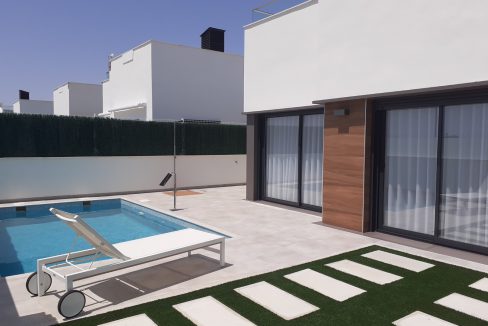 o_1ehcmacvgjq3nb19om17sj1mjt1u