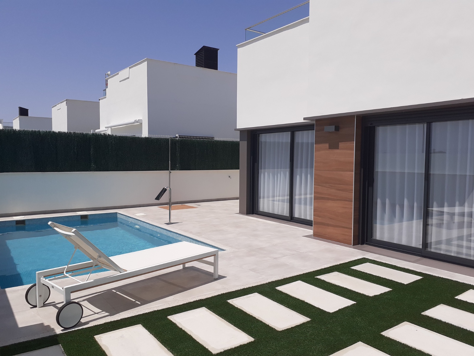 o_1ehcmacvgjq3nb19om17sj1mjt1u