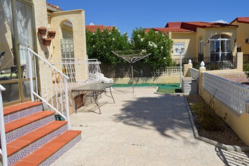 o_1ehhhstru1n981lg818q41abh8t12u