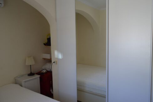 o_1ehhhstruqhn19ae1q81n7m18ij2j