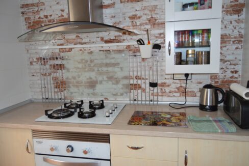 o_1ehkh01c410f014mr8ibs631j0s6b