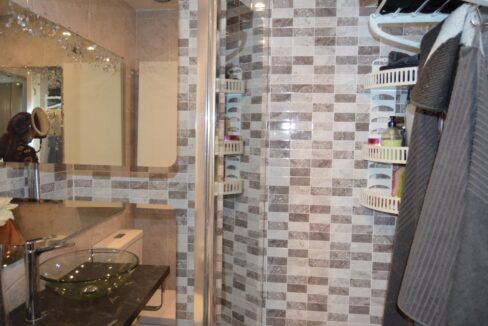 o_1ehkh01ca1g7dsofqt81qpvi6c6t