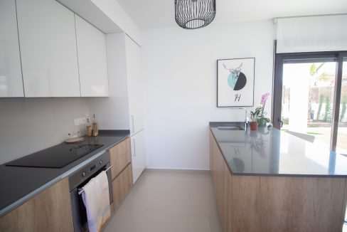 o_1ehmb8pe21akbasa6moaut1jl52p