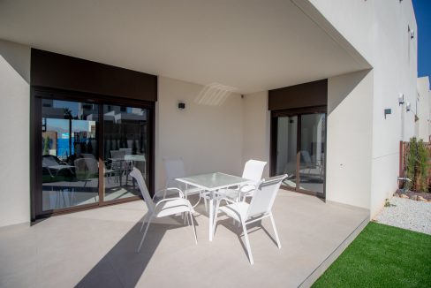 o_1ehmb8pe21f72cbr1k261cog7j12k