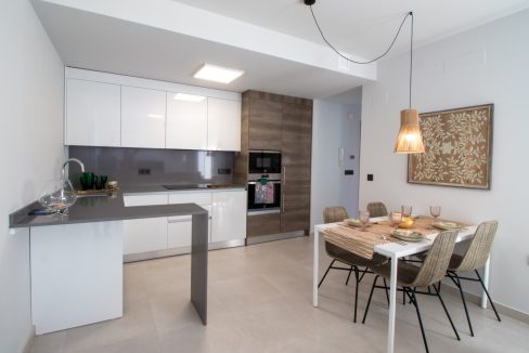 o_1ehmtn51po6g45qe1bmbk9ed2b