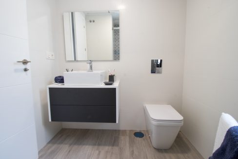 o_1ehouu8v474g1be91htb7681epn3v