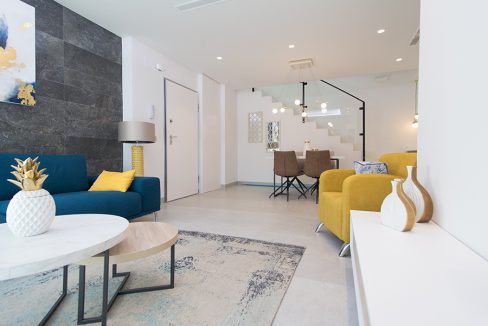 o_1ehp6n66bv701l3k1nv4b2g178g25