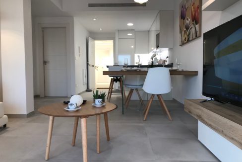 o_1ehp88047htr1g491ah21tudm6629