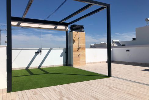 o_1ehp96onv13m0asn25i178bf364s