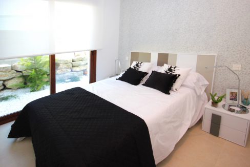 o_1ehrsnev21m725tk1qjd7nv1ubr2a