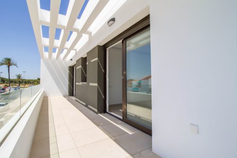 o_1ehs6pskke8a93dk0su9t1kur39