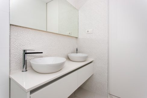 o_1ehucnncb1bp41vcvm7e68d1ff22g