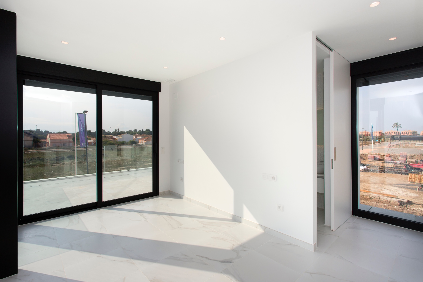 o_1ehucnncb1mv41nhk4l6lt47c82d