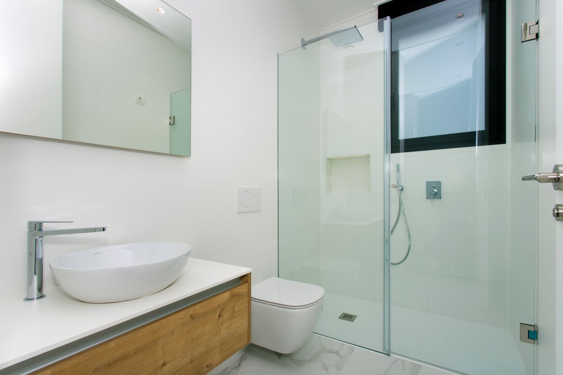 o_1ehucnncbrgm7iq5143of3d72a