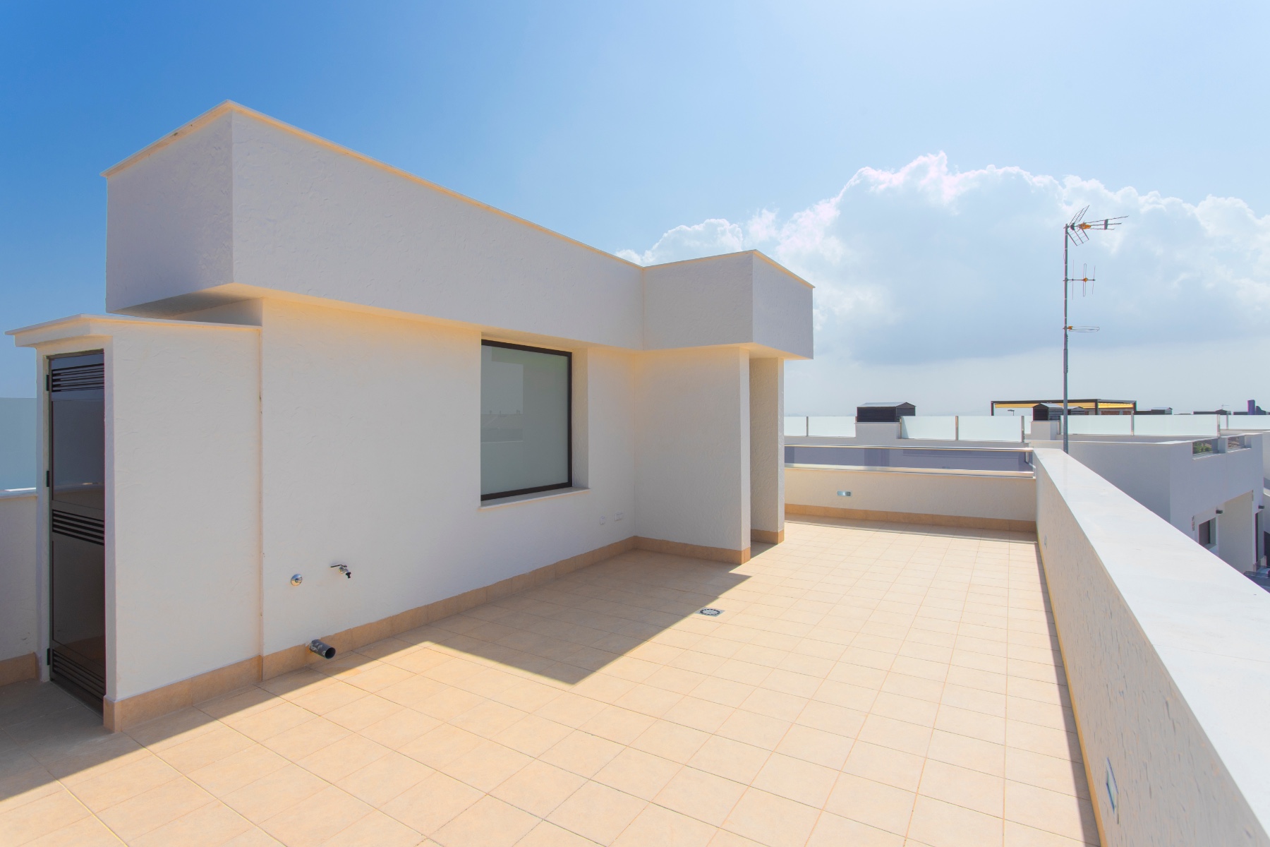 o_1ehuedk65f6g18ba13ohj861hch2q