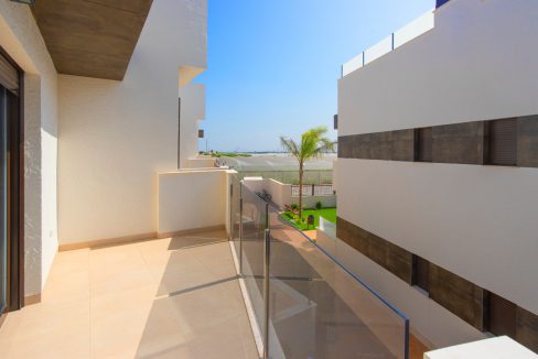 o_1ehuedk6611lk44k1oclcke1ntm3t