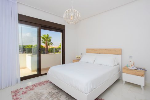 o_1ehuednv21e62tud15p34f2q1k42