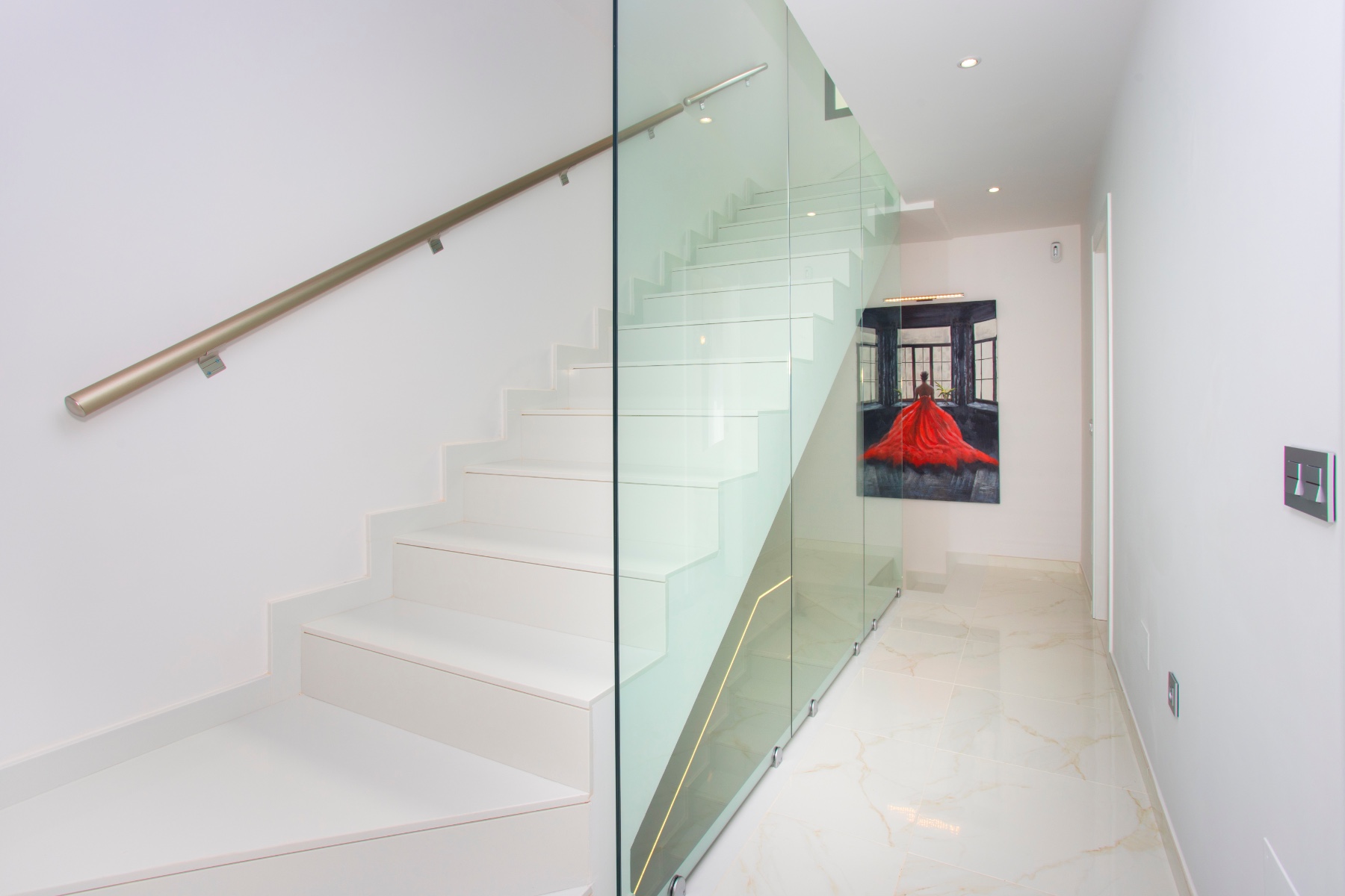 o_1ehuednv2l51at1avh1uhk91b44